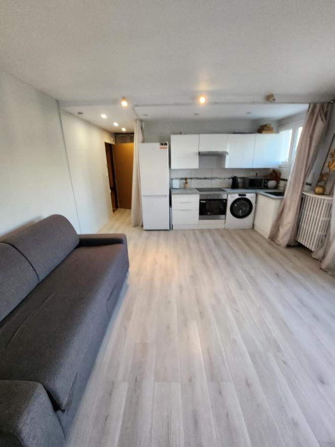 Le Serenityappart Suresnes Dış mekan fotoğraf