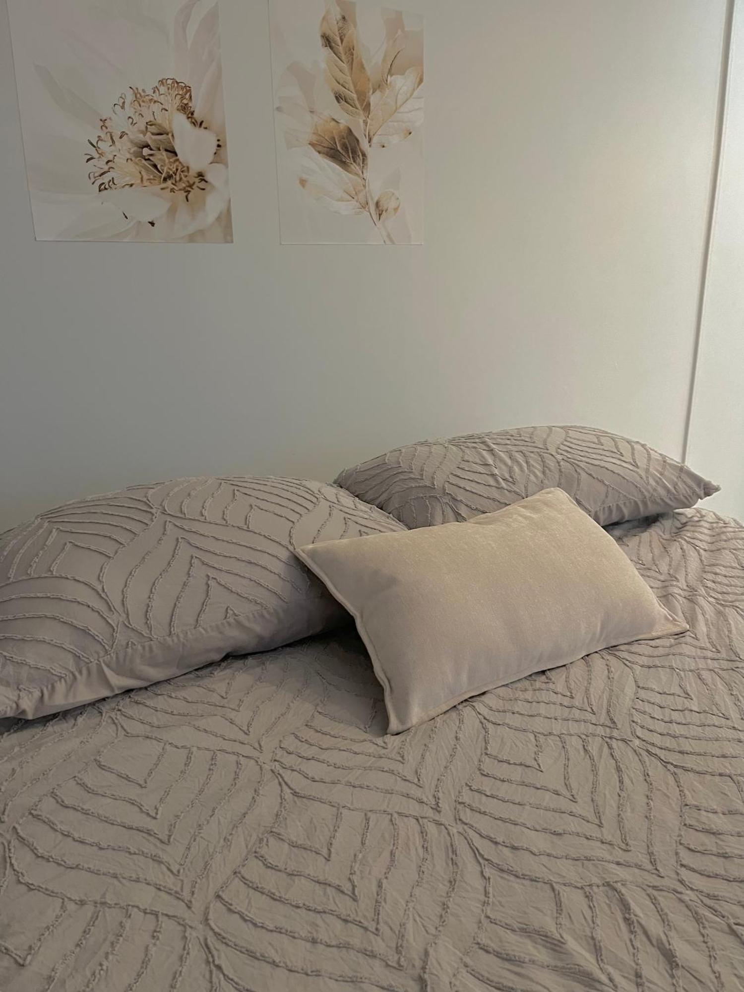 Le Serenityappart Suresnes Dış mekan fotoğraf